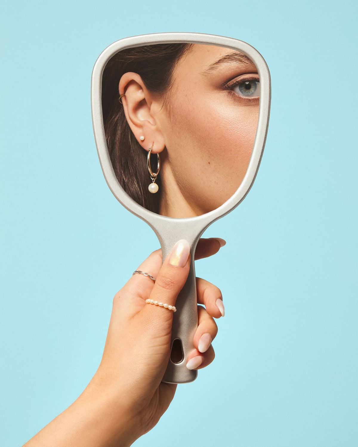 Mannequin bagues Teresa, Eloise, boucles d'oreilles irma, Evelyne