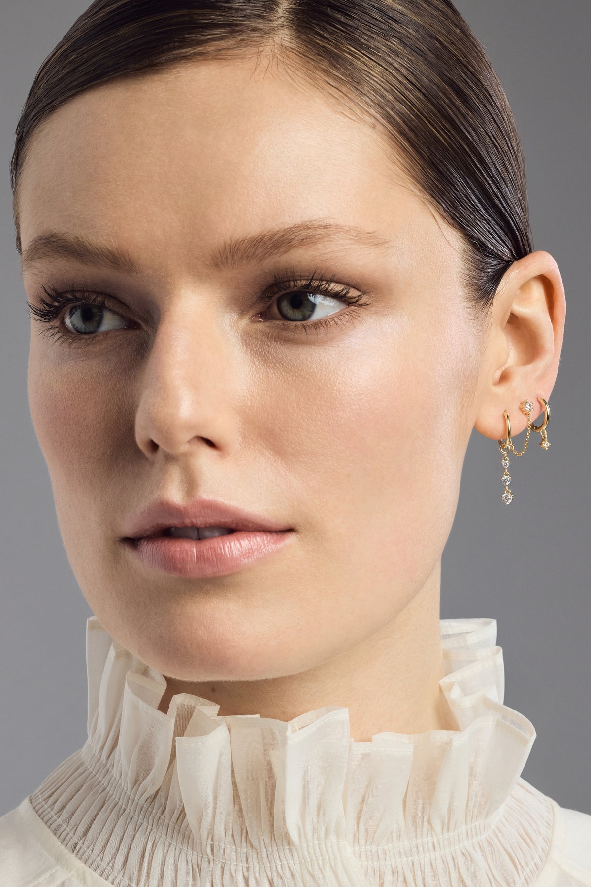 Boucles d'oreilles Anissa or, boucles d'oreilles Kiana or, boucles d'oreilles pierre de naissance avril or